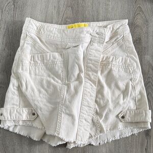 Casual White High-Rise Utility Skort